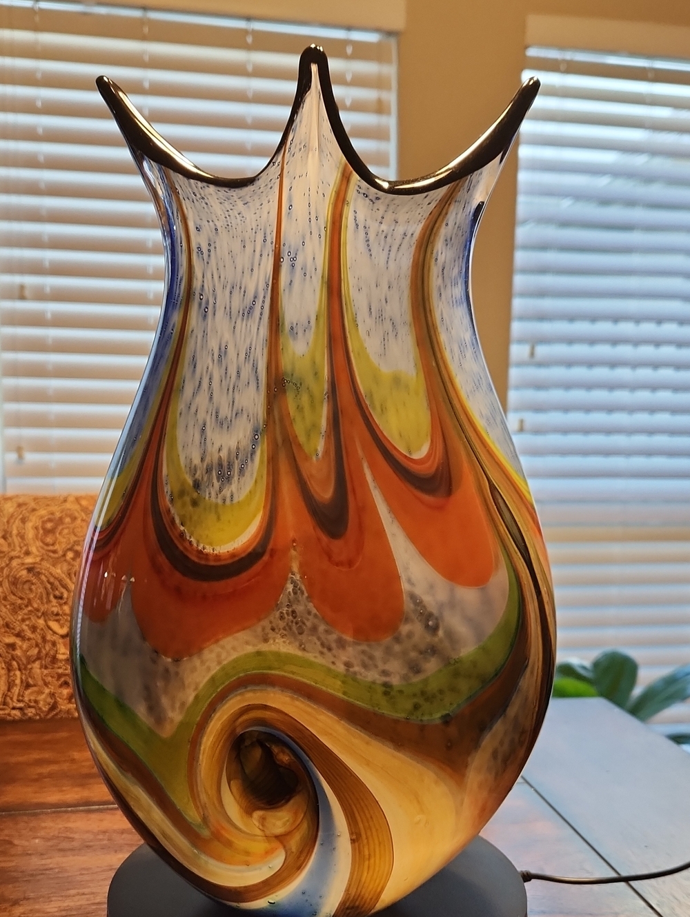 Monumental 14-Inch Mid-Century Murano Art Glass Vase – Cased Dragged Loop Fenici